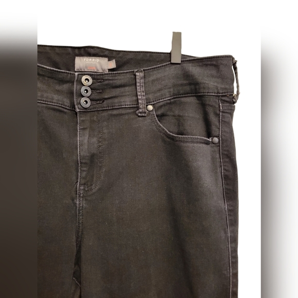 Torrid Feel the Fit Super Soft Jegging Black 20 Tall Jeans Pants High Waisted - Picture 5 of 11
